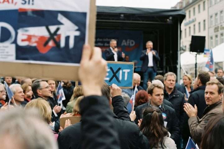 AfD macht EU-Austritt unter dem Schlagwort „Dexit“ zur Grundlage ihres Landtagswahlkampfs